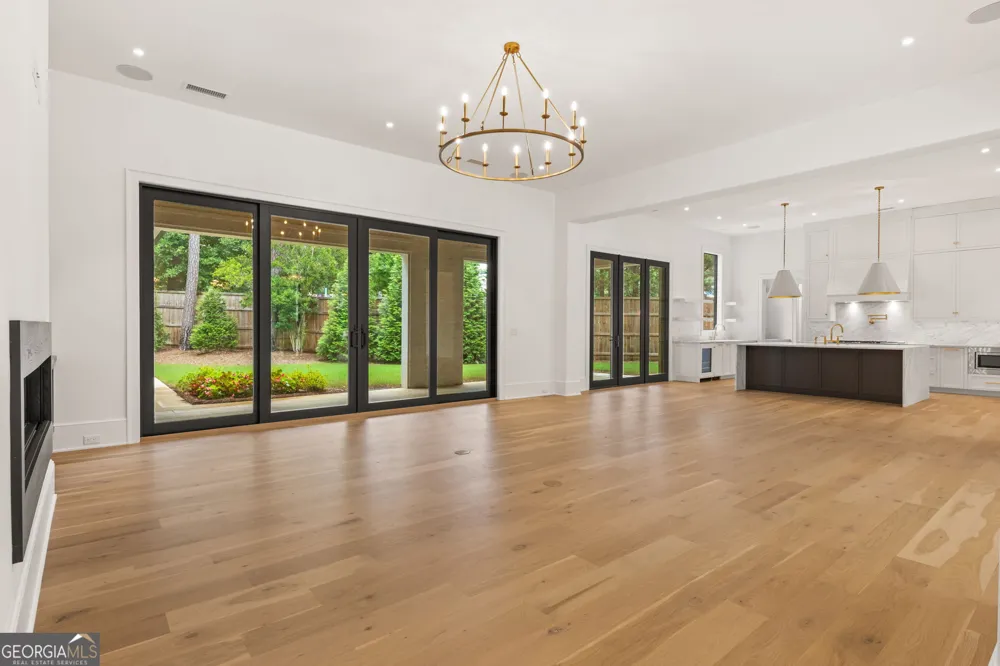 4550 Jolyn PL Sandy Springs, GA 30342