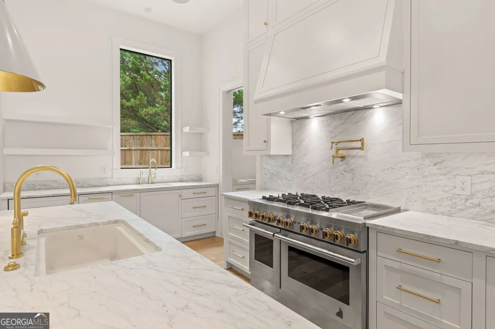 4550 Jolyn PL Sandy Springs, GA 30342
