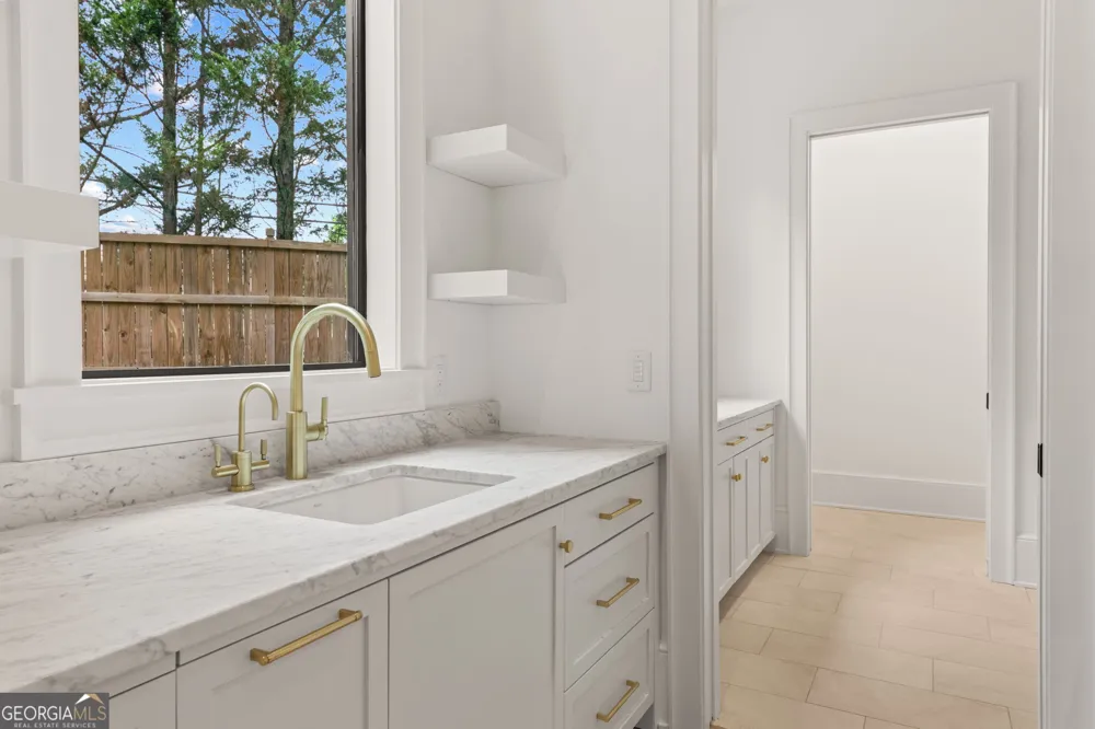 4550 Jolyn PL Sandy Springs, GA 30342