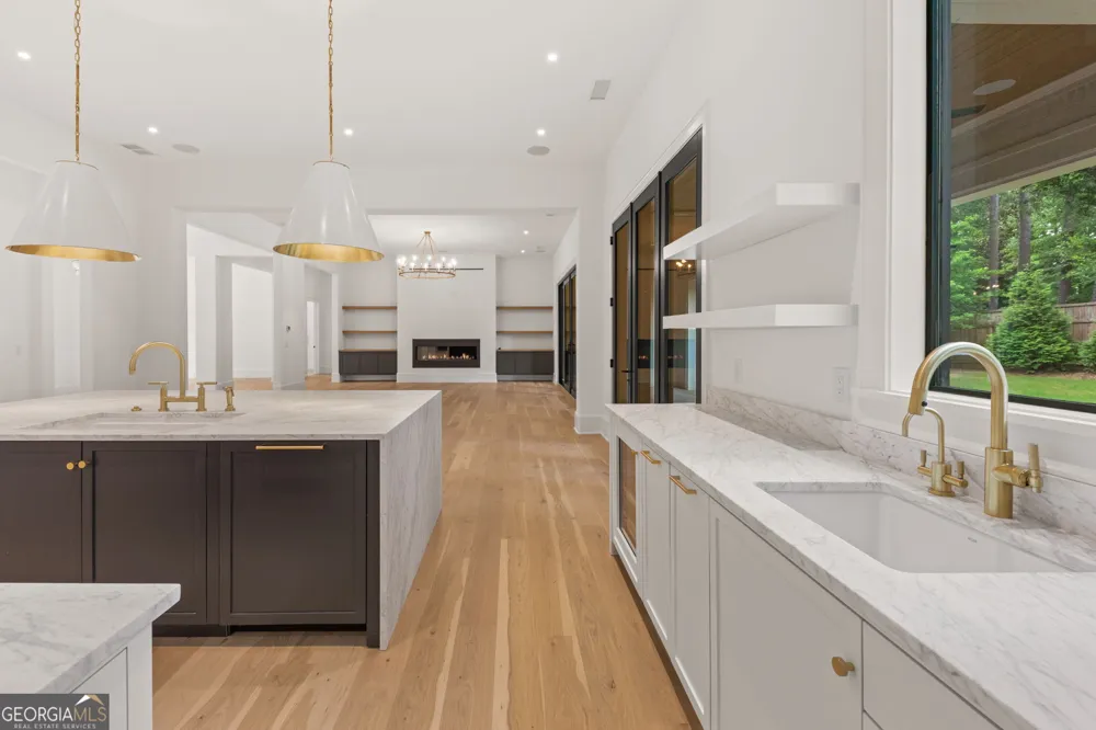 4550 Jolyn PL Sandy Springs, GA 30342