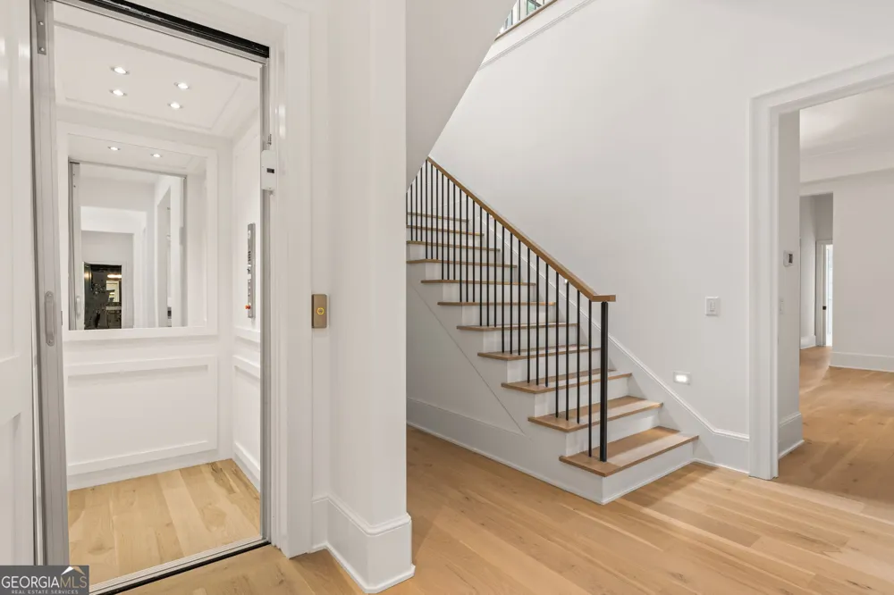 4550 Jolyn PL Sandy Springs, GA 30342