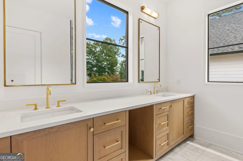 4550 Jolyn PL Sandy Springs, GA 30342