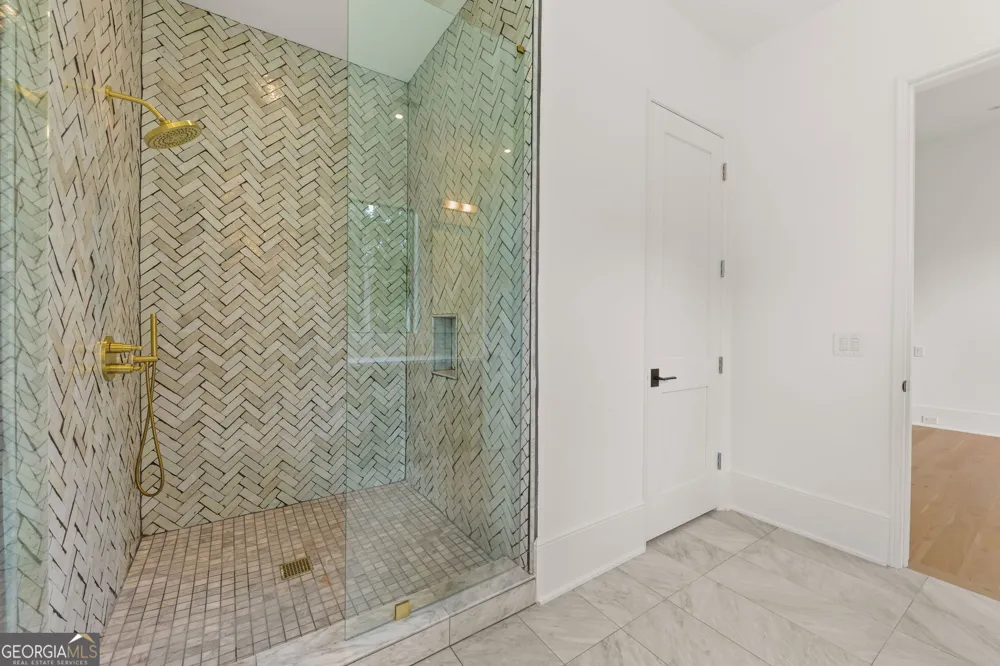 4550 Jolyn PL Sandy Springs, GA 30342