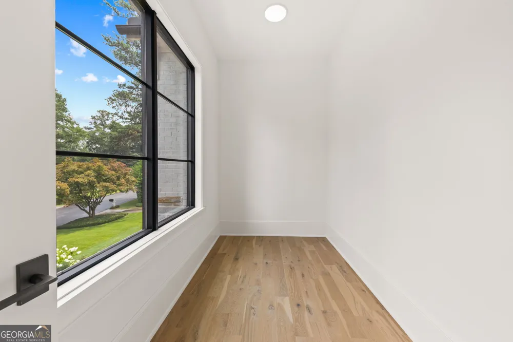 4550 Jolyn PL Sandy Springs, GA 30342