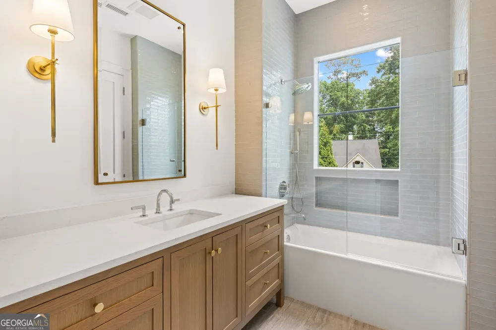 4550 Jolyn PL Sandy Springs, GA 30342