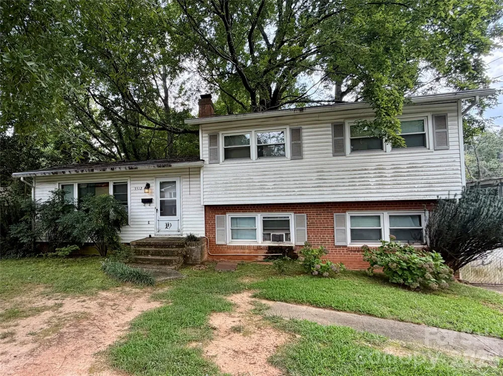 3512 Winterfield Place Charlotte, NC 28205