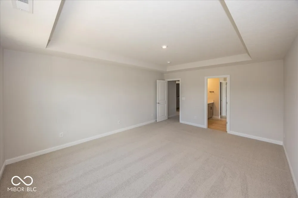 5589 Gaston Road Avon, IN 46123