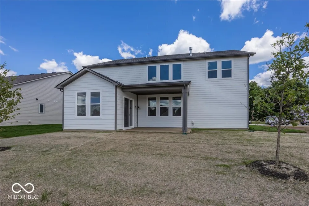5589 Gaston Road Avon, IN 46123