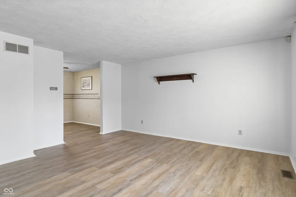 1423 Gumwood Drive Indianapolis, IN 46234