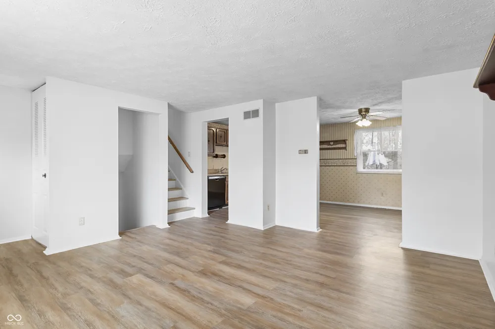1423 Gumwood Drive Indianapolis, IN 46234