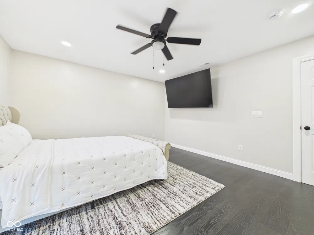 3613 Riley Avenue Indianapolis, IN 46218
