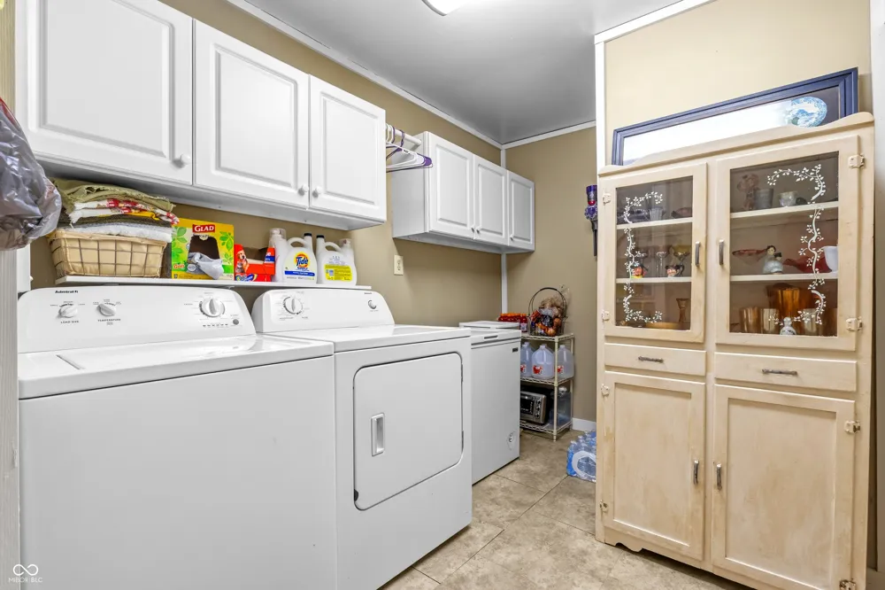 9785 W County Road 200 Seymour, IN 47274