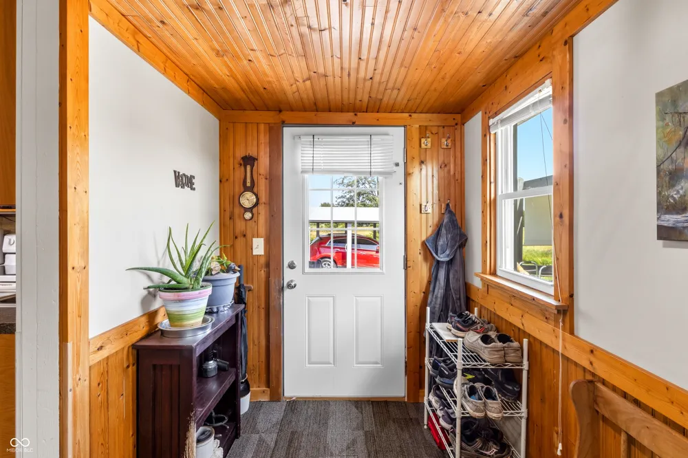 9785 W County Road 200 Seymour, IN 47274