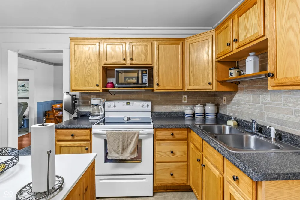 9785 W County Road 200 Seymour, IN 47274