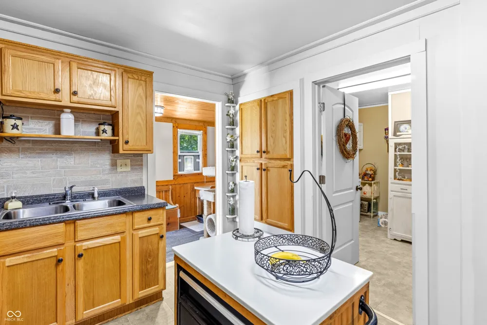 9785 W County Road 200 Seymour, IN 47274