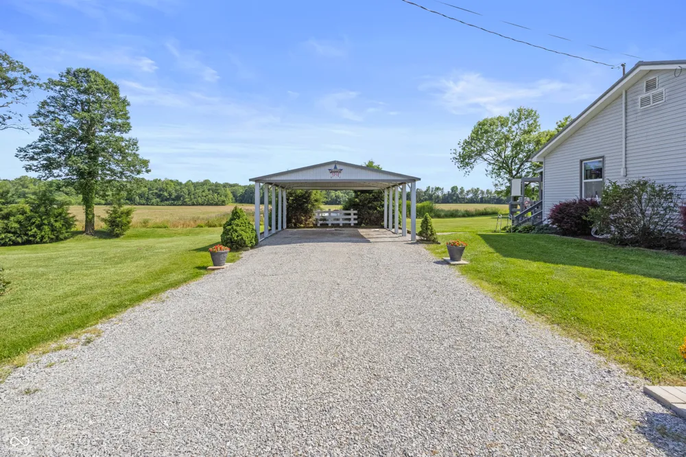 9785 W County Road 200 Seymour, IN 47274
