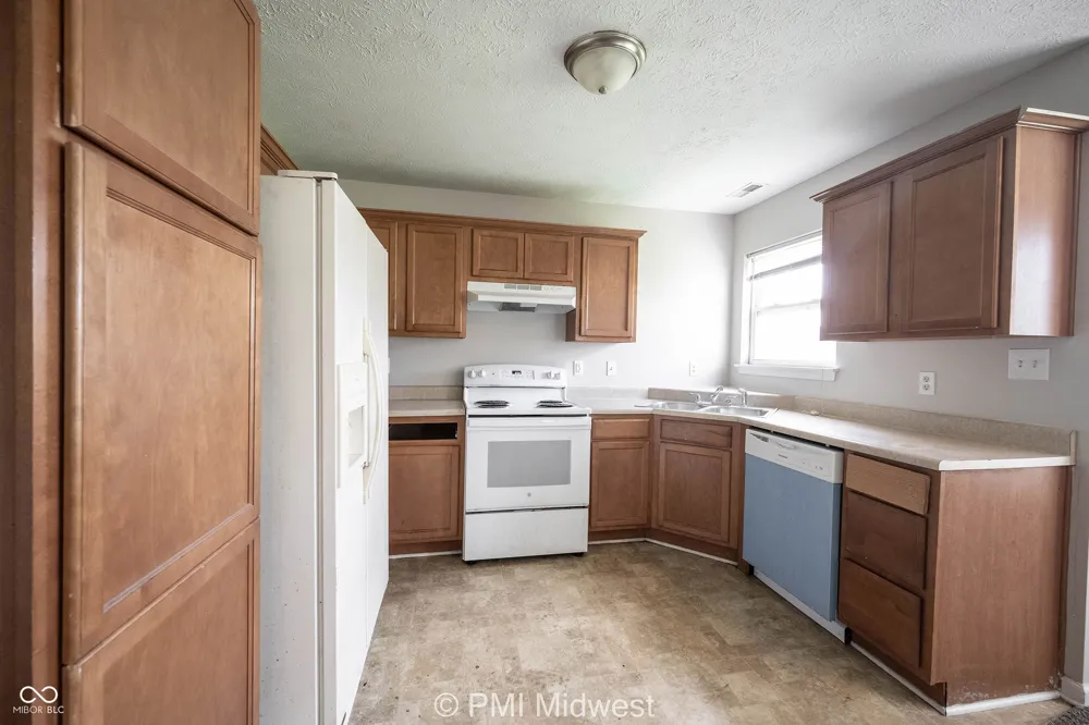 542 Fisher Creek Drive Indianapolis, IN 46239