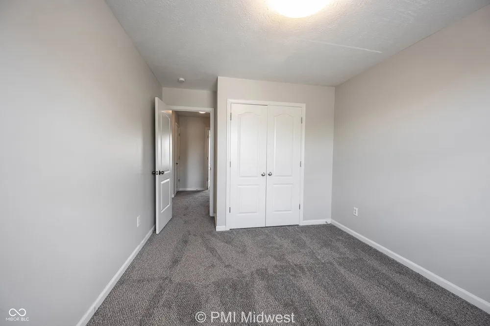 542 Fisher Creek Drive Indianapolis, IN 46239