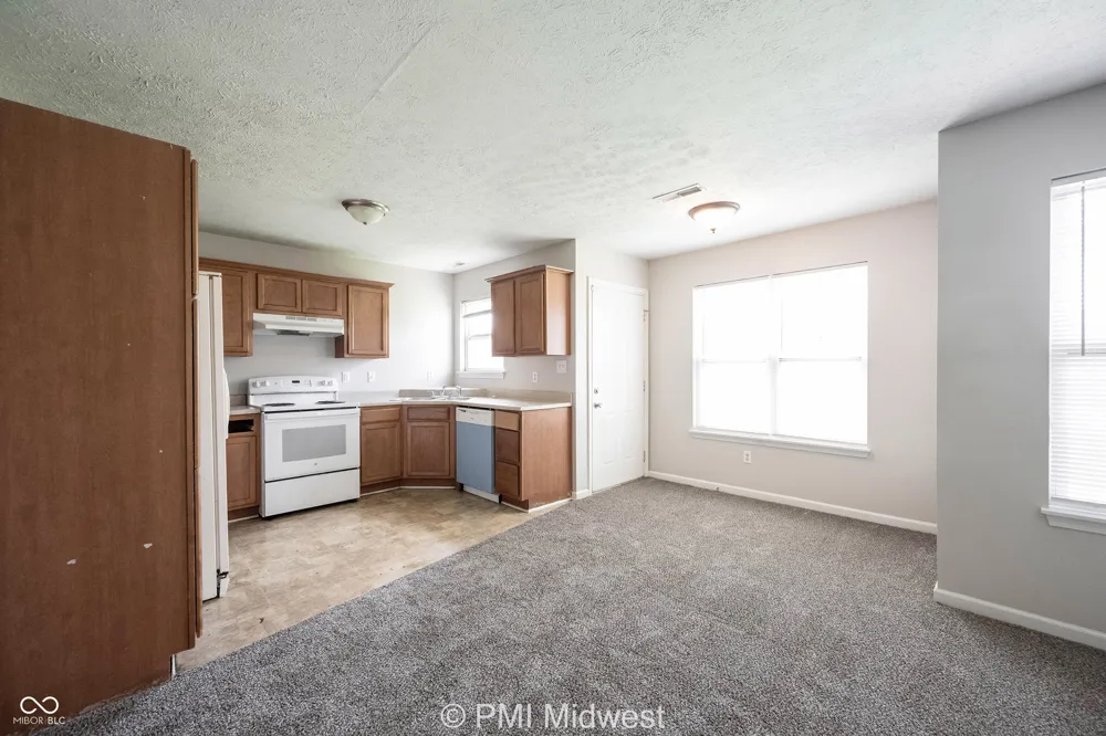 542 Fisher Creek Drive Indianapolis, IN 46239