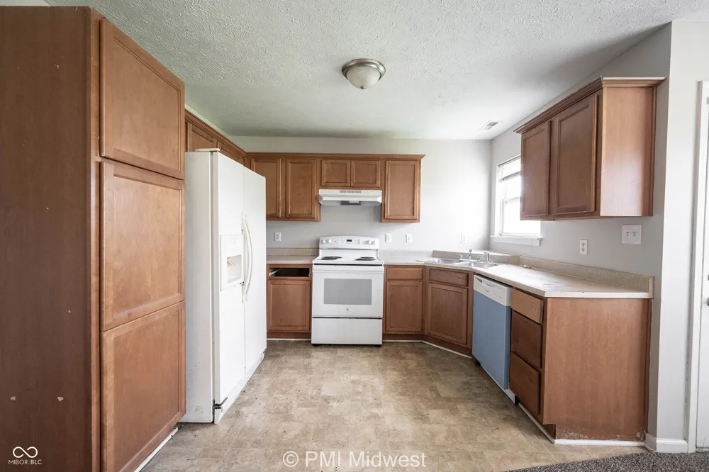 542 Fisher Creek Drive Indianapolis, IN 46239