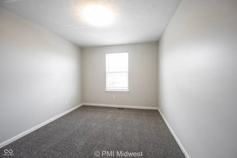 542 Fisher Creek Drive Indianapolis, IN 46239