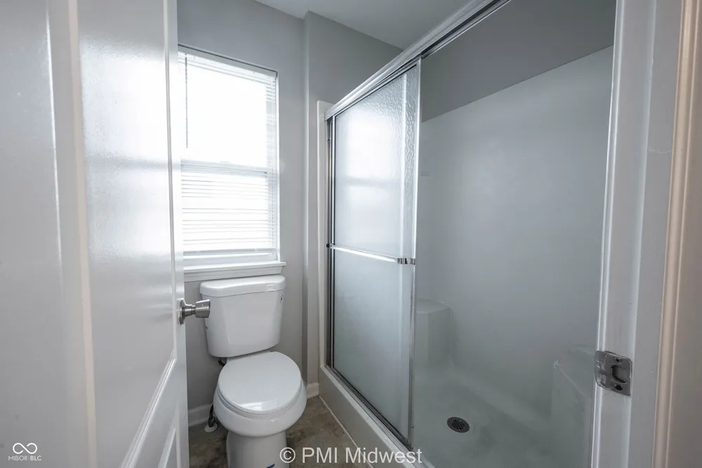 542 Fisher Creek Drive Indianapolis, IN 46239