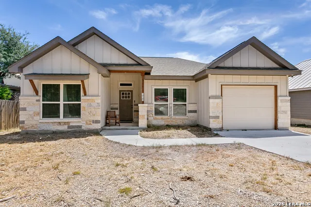 550 Eastview Canyon Lake, TX 78133