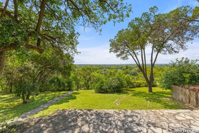 436 Lakeview Blvd New Braunfels, TX 78130