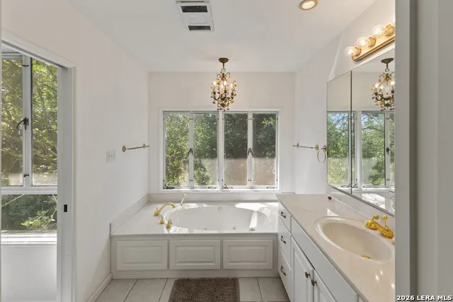436 Lakeview Blvd New Braunfels, TX 78130