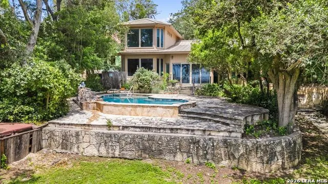 436 Lakeview Blvd New Braunfels, TX 78130