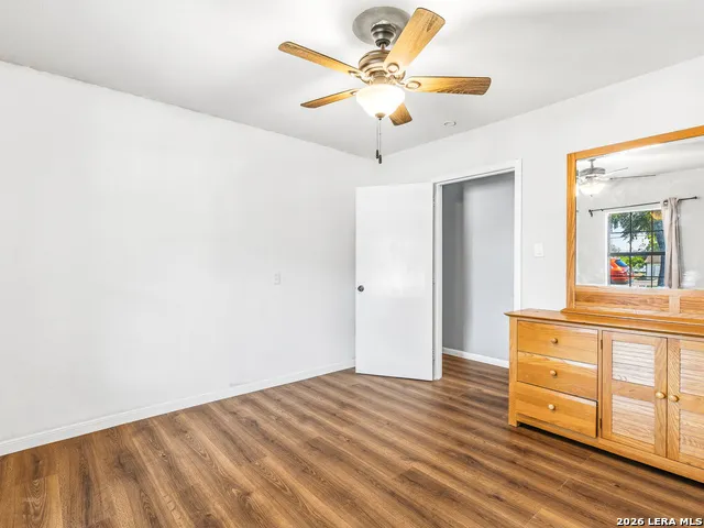 706 4th. St. Floresville, TX 78114