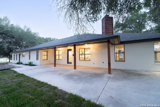 4863 Fm 775 La Vernia, TX 78121