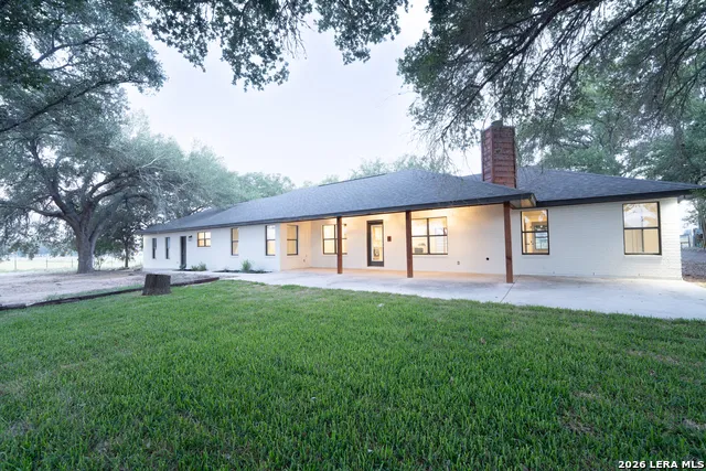 4863 Fm 775 La Vernia, TX 78121