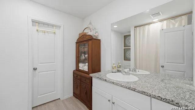 5762 Companion Loop Bulverde, TX 78163