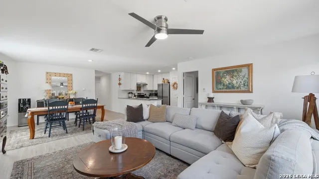 5762 Companion Loop Bulverde, TX 78163