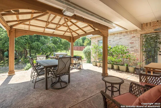 9634 JASON BND Helotes, TX 78023