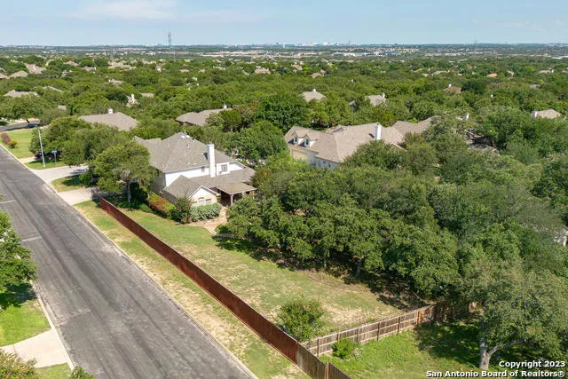9634 JASON BND Helotes, TX 78023