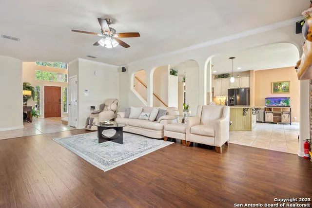 9634 JASON BND Helotes, TX 78023