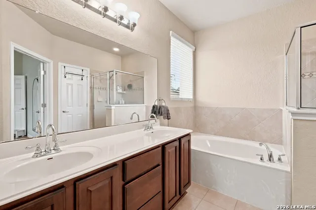 5606 Southern Oaks San Antonio, TX 78261