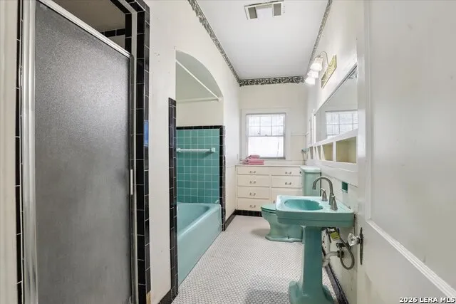514 S MAIN ST Lockhart, TX 78644