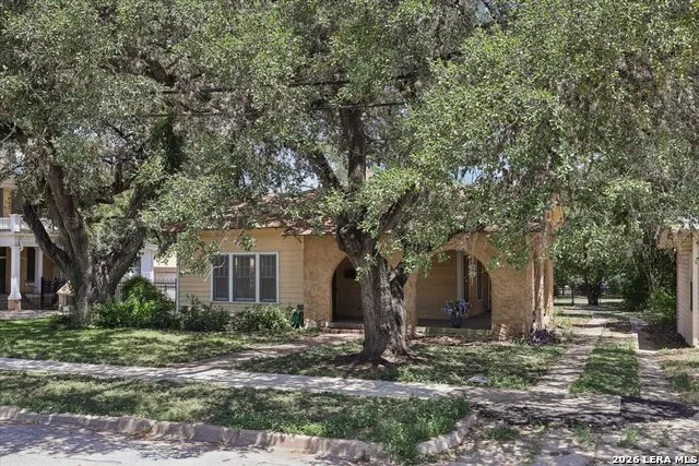 514 S MAIN ST Lockhart, TX 78644