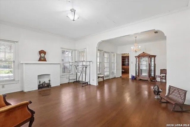 514 S MAIN ST Lockhart, TX 78644