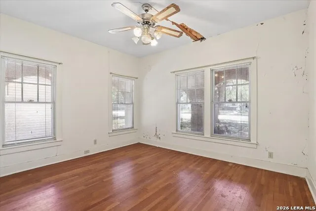 514 S MAIN ST Lockhart, TX 78644