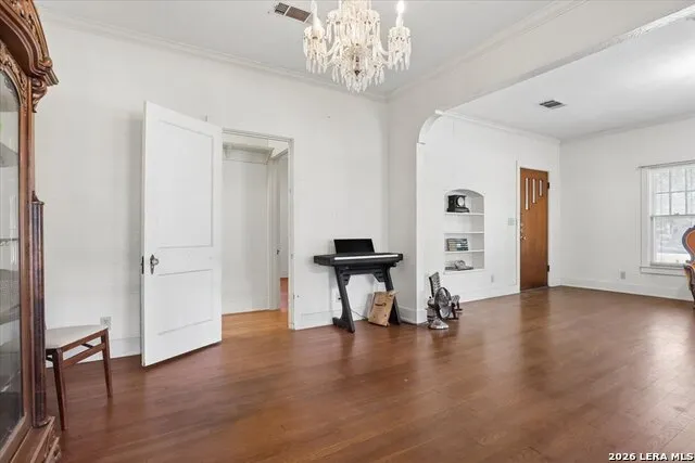514 S MAIN ST Lockhart, TX 78644