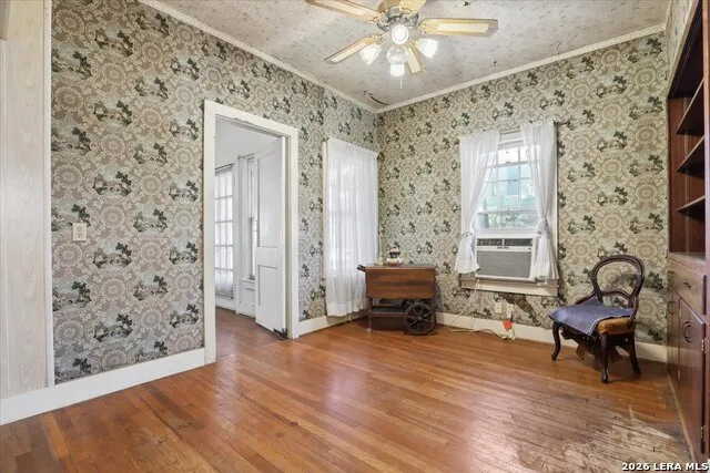 514 S MAIN ST Lockhart, TX 78644