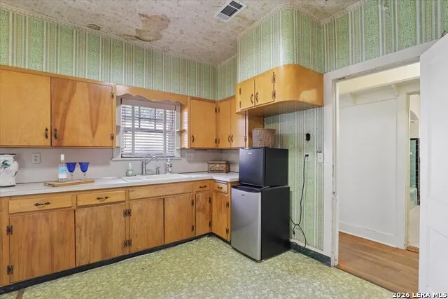 514 S MAIN ST Lockhart, TX 78644