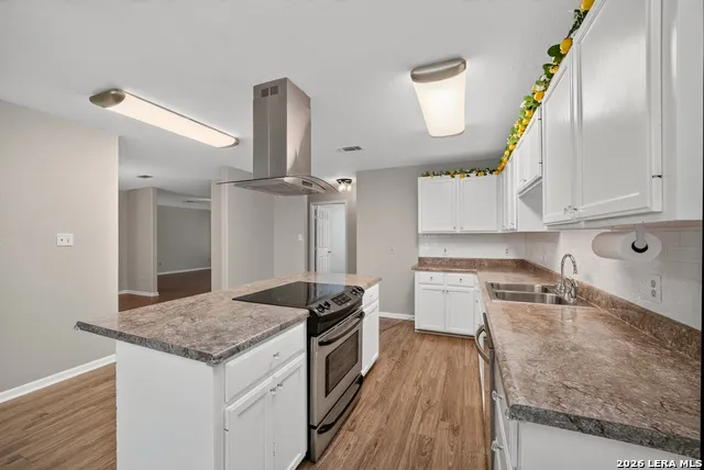 160 Rock Dove Lytle, TX 78052
