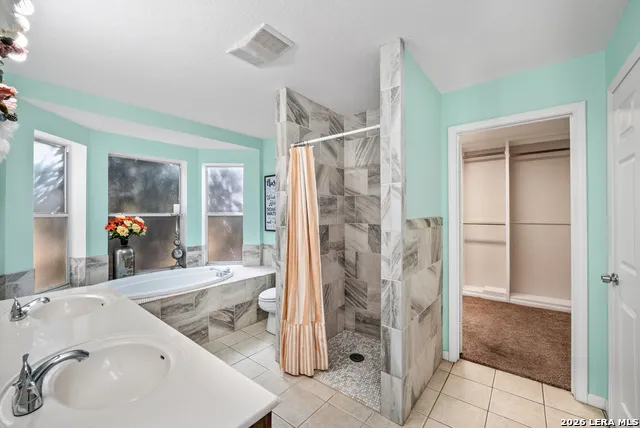 160 Rock Dove Lytle, TX 78052