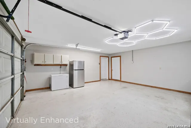 160 Rock Dove Lytle, TX 78052