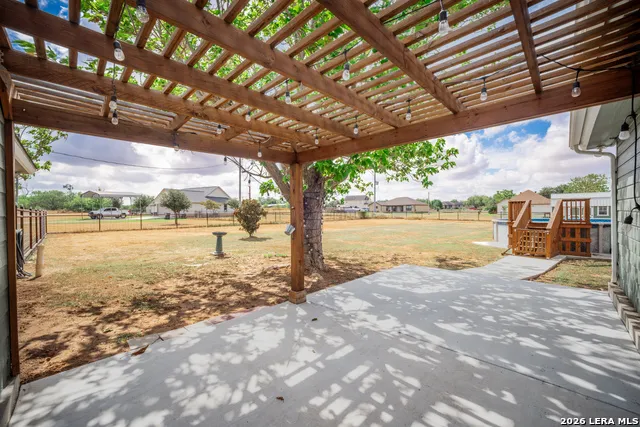 160 Rock Dove Lytle, TX 78052